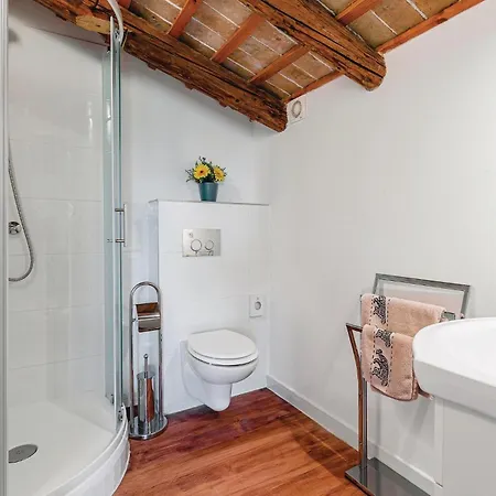 Lovely In With Wifi * Бале