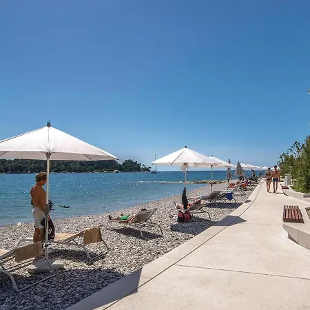 Дом отдыха Lovely In With Wifi