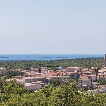 Casa vacanze Lovely In With Wifi Bale