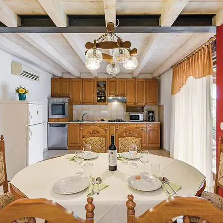 Lovely In With Wifi Holiday home *