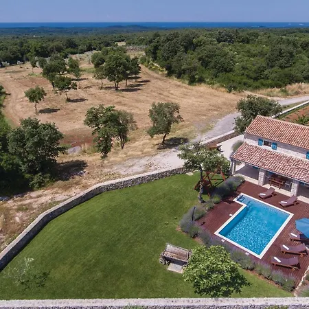 Lovely In With Wifi Holiday home Bale